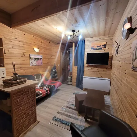 Apartment Pyrenees 2000 *